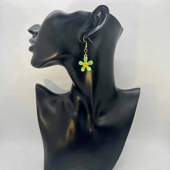 Green and Yellow Flower Earrings - 90s Dangle Earrings - Hippie Earrings - Picture 9 of 9